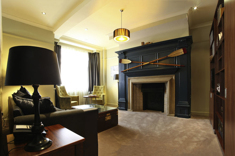 Mercure Oxford Eastgate Hotel Bagian luar foto