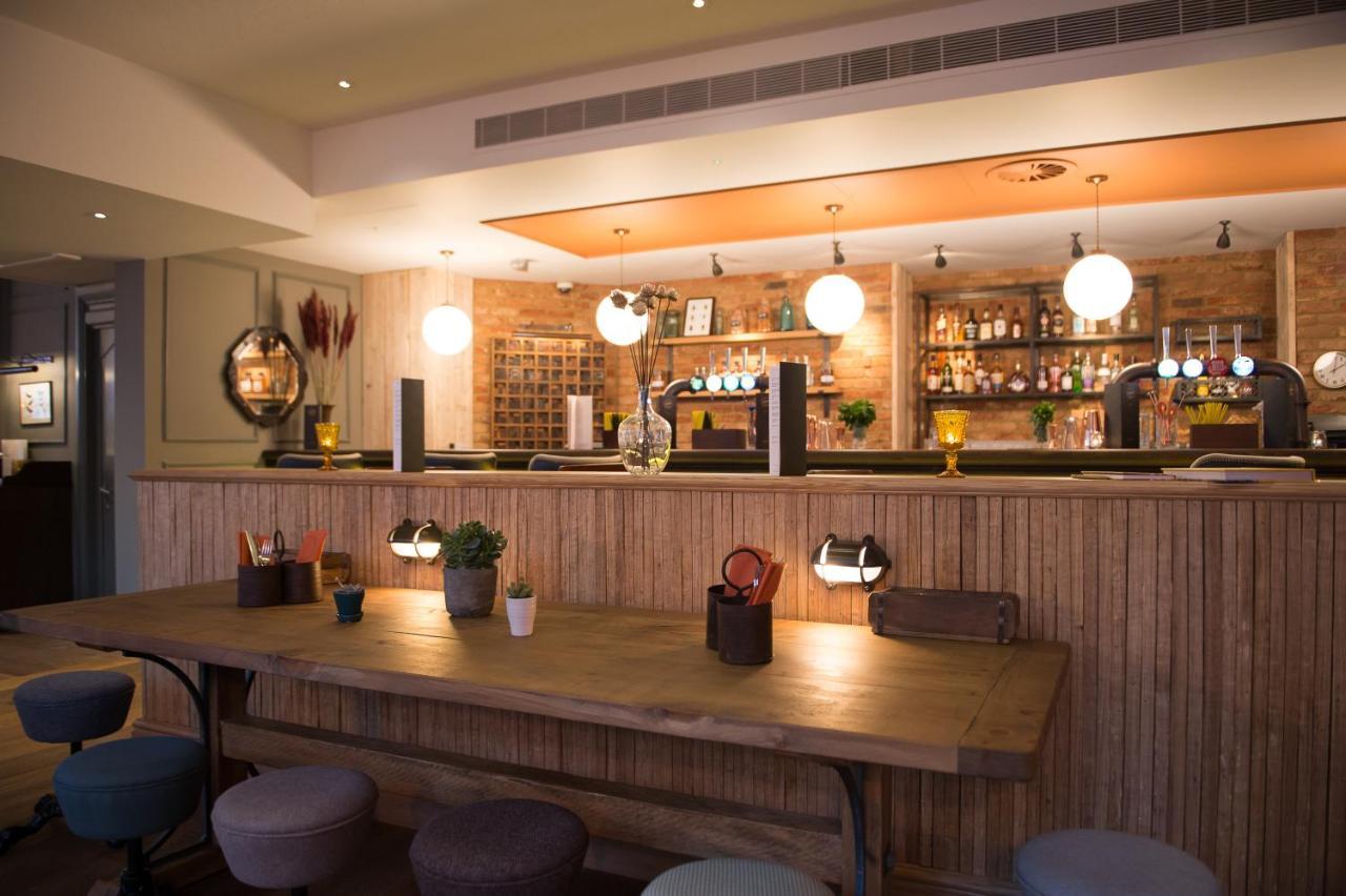 Mercure Oxford Eastgate Hotel Bagian luar foto